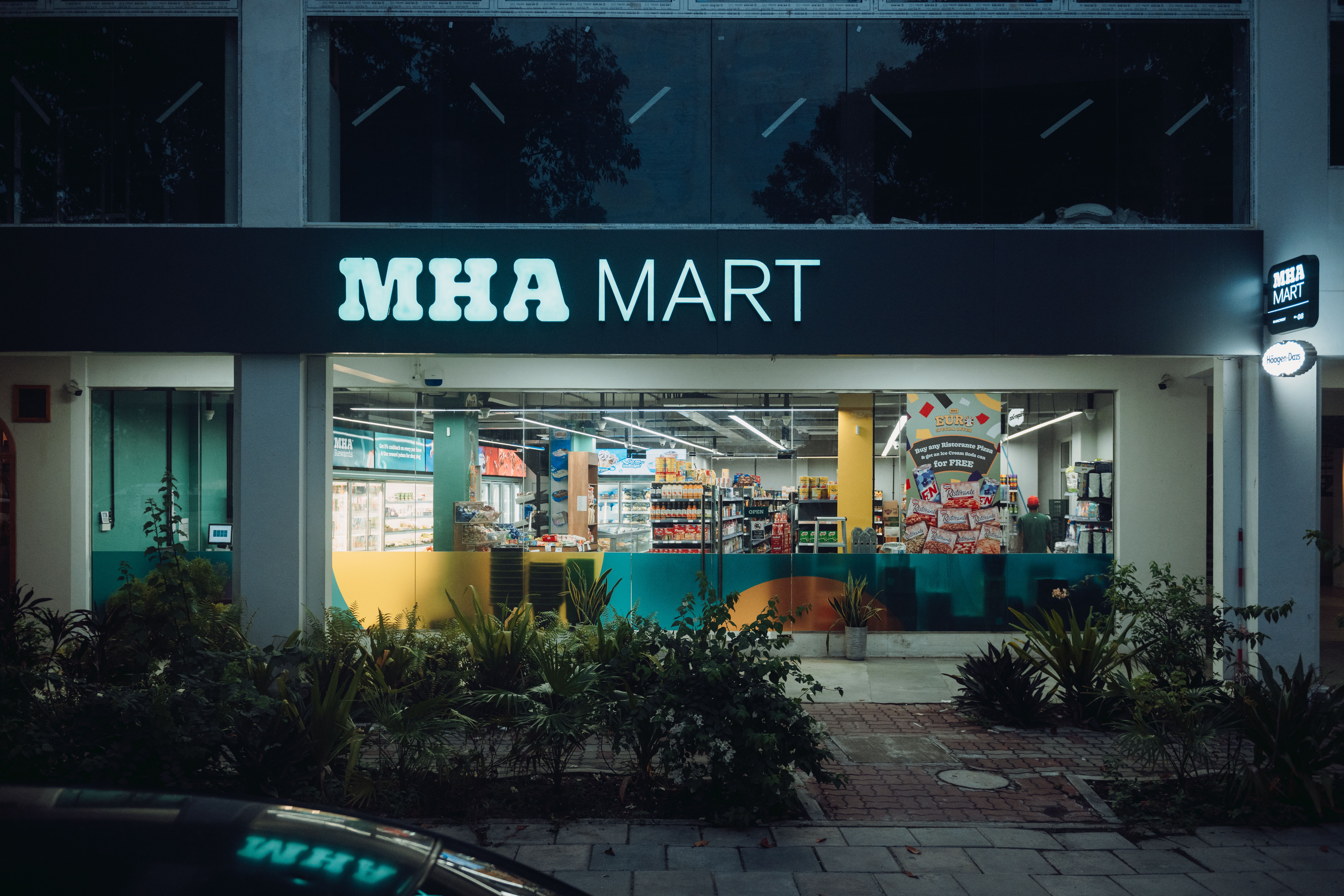 MHA distribution center